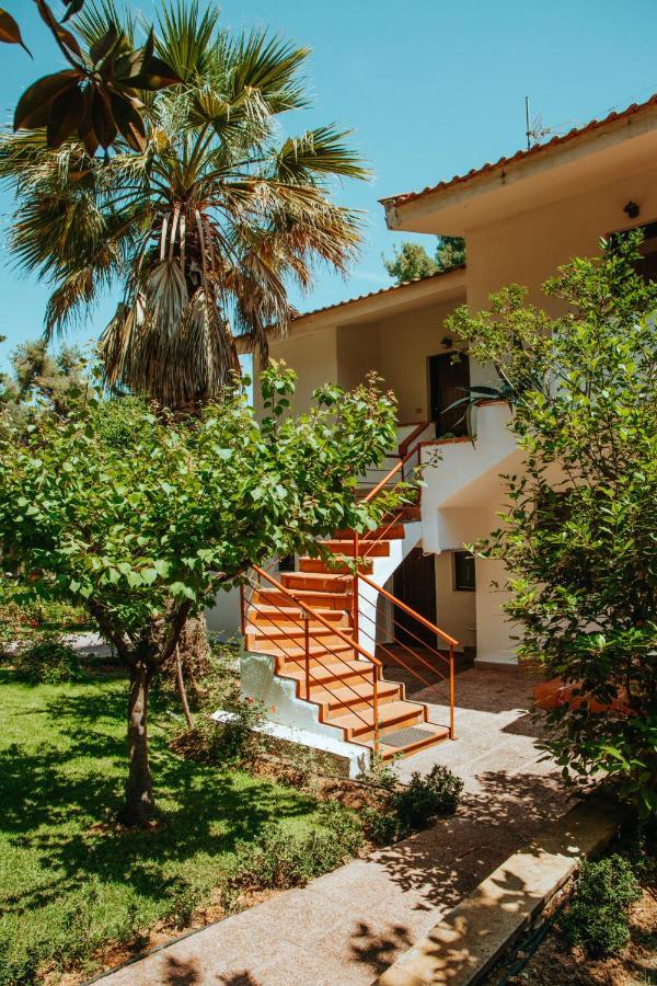 Beautiful Summerhouse In Sani'S Pine Forest Sani  Exterior foto
